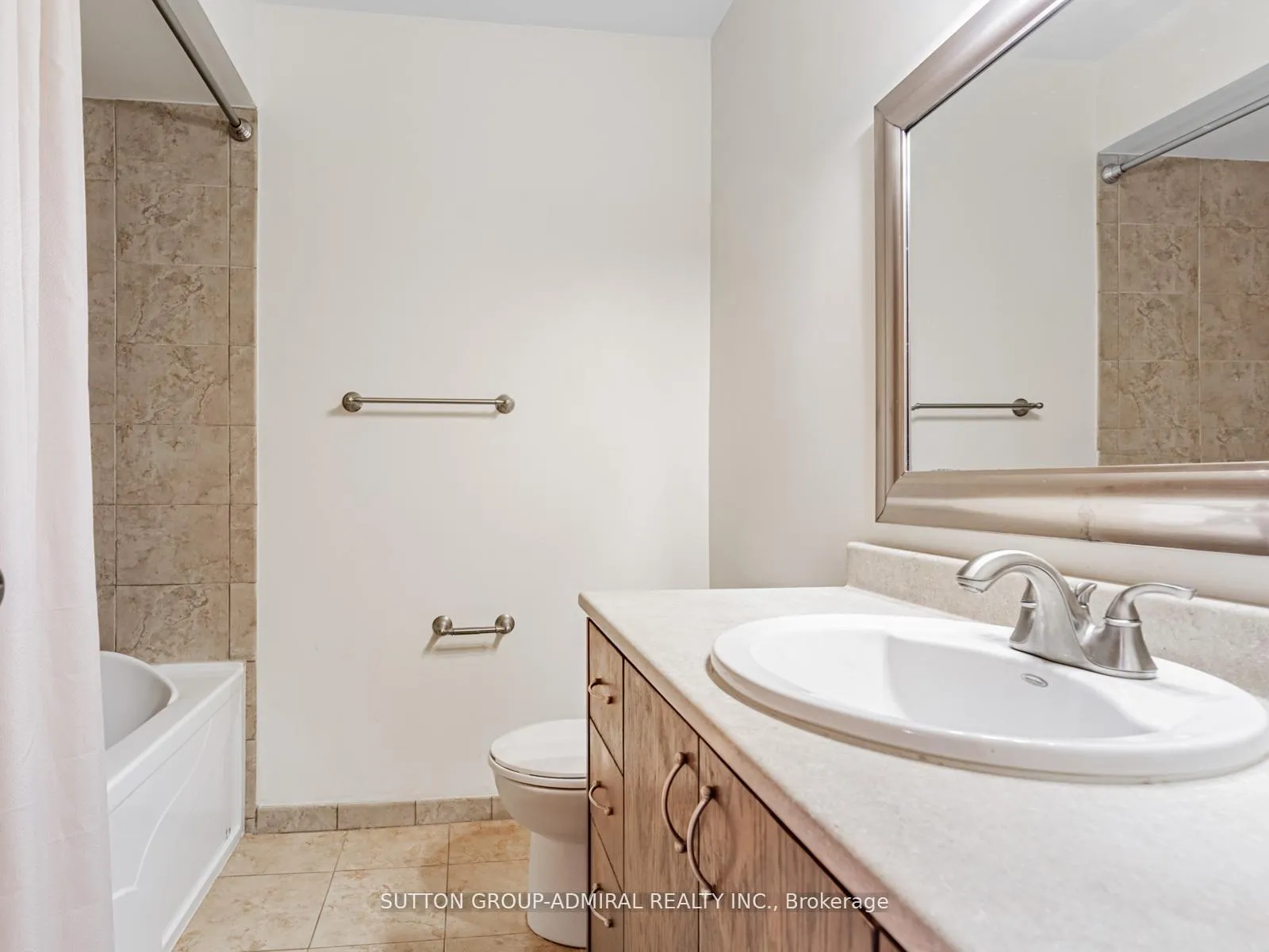 Photo 22 of 80 Bob O'Link Avenue, Vaughan, Glen Shields — HOMEH