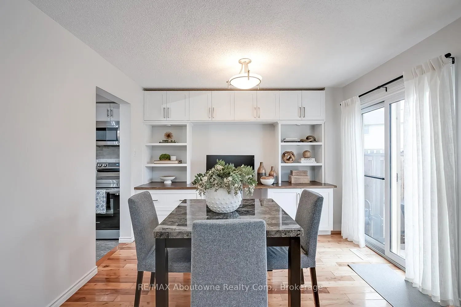 Photo 16 of Unit 41, 2470 Headon Forest Drive, Burlington, Headon — HOMEH