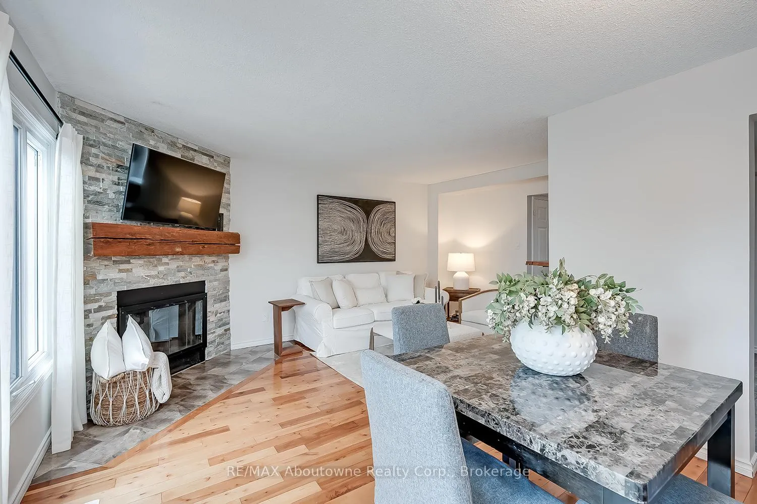 Photo 18 of Unit 41, 2470 Headon Forest Drive, Burlington, Headon — HOMEH