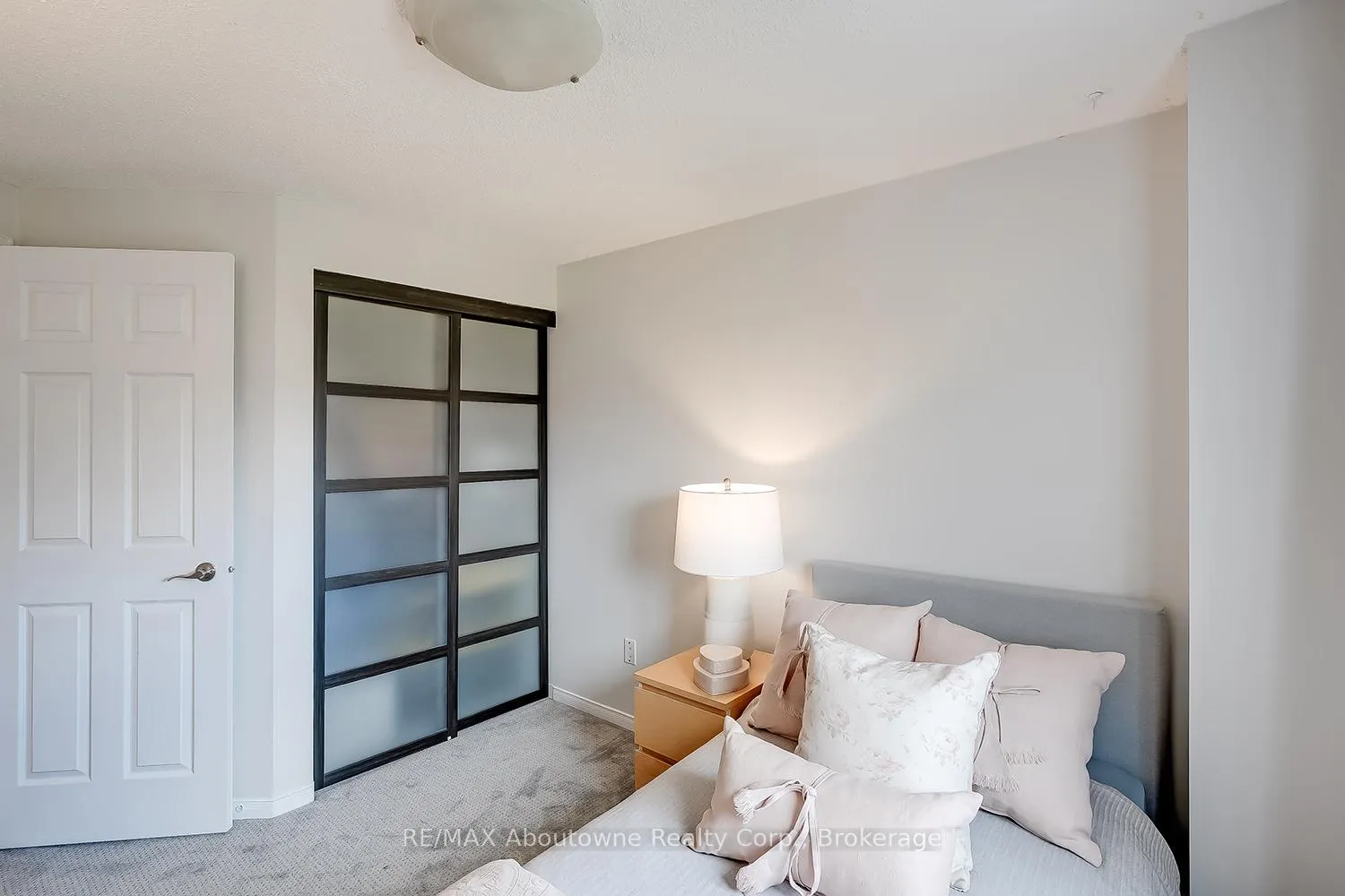 Photo 28 of Unit 41, 2470 Headon Forest Drive, Burlington, Headon — HOMEH
