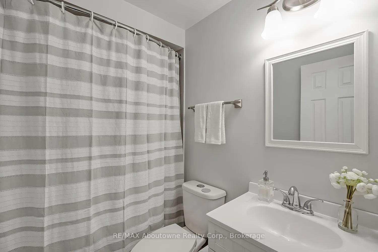 Photo 29 of Unit 41, 2470 Headon Forest Drive, Burlington, Headon — HOMEH