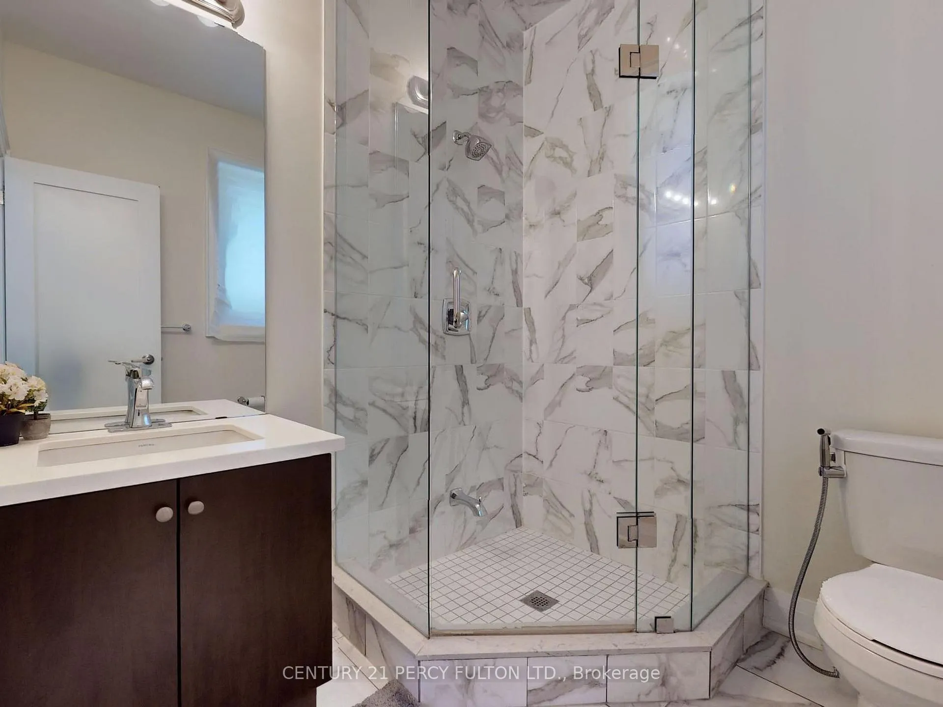 Photo 12 of 47 Mohandas Drive, Markham, Cedarwood — HOMEH