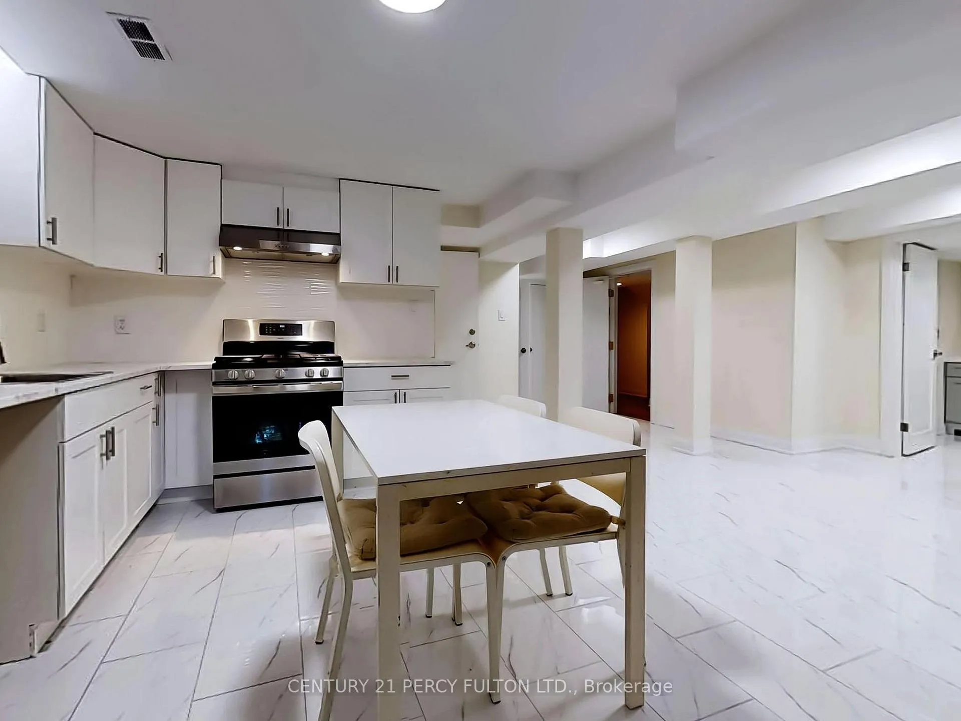 Photo 32 of 47 Mohandas Drive, Markham, Cedarwood — HOMEH
