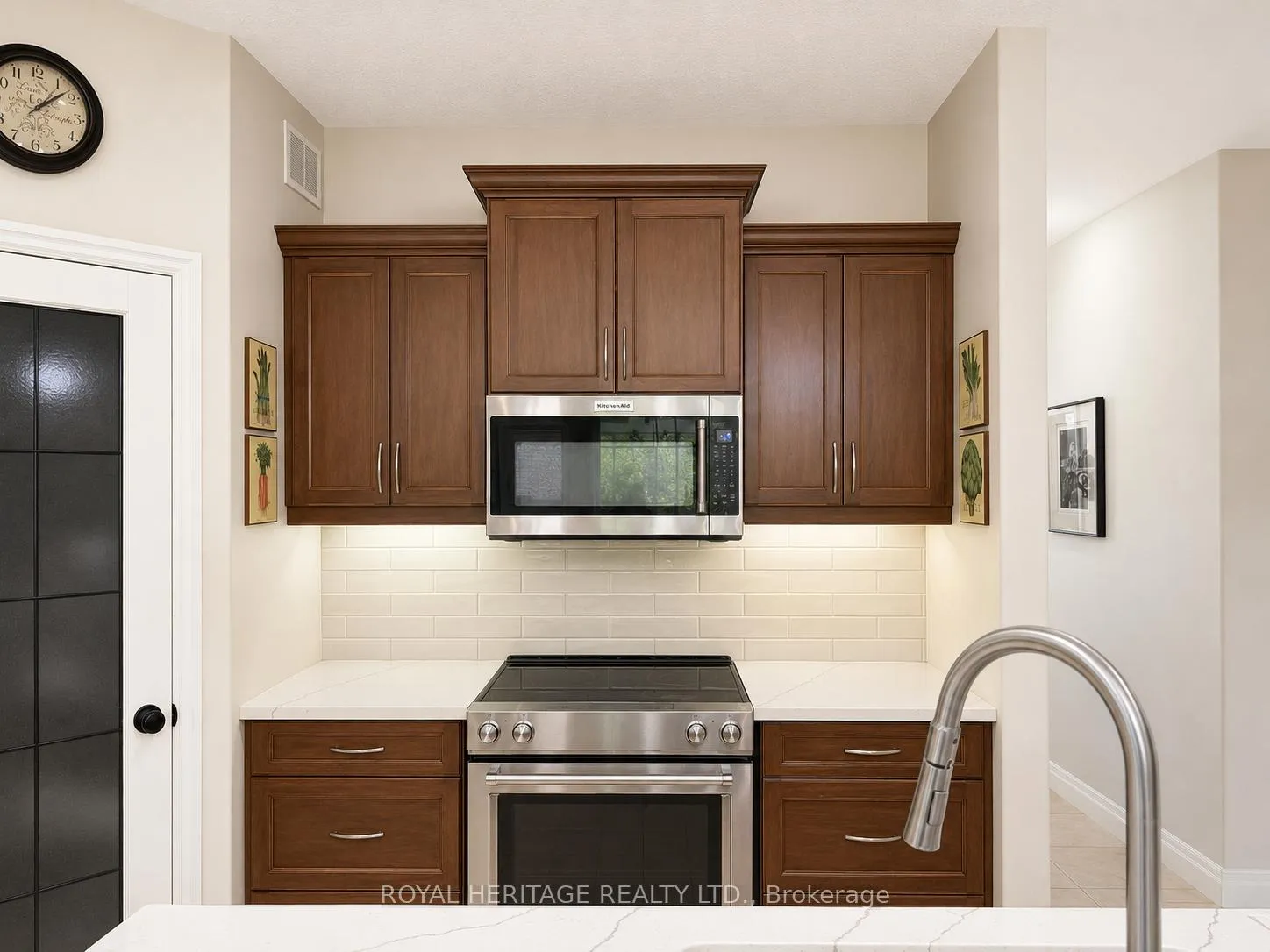 Photo 10 of 15 Princeton Place, Belleville, Thurlow Ward — HOMEH