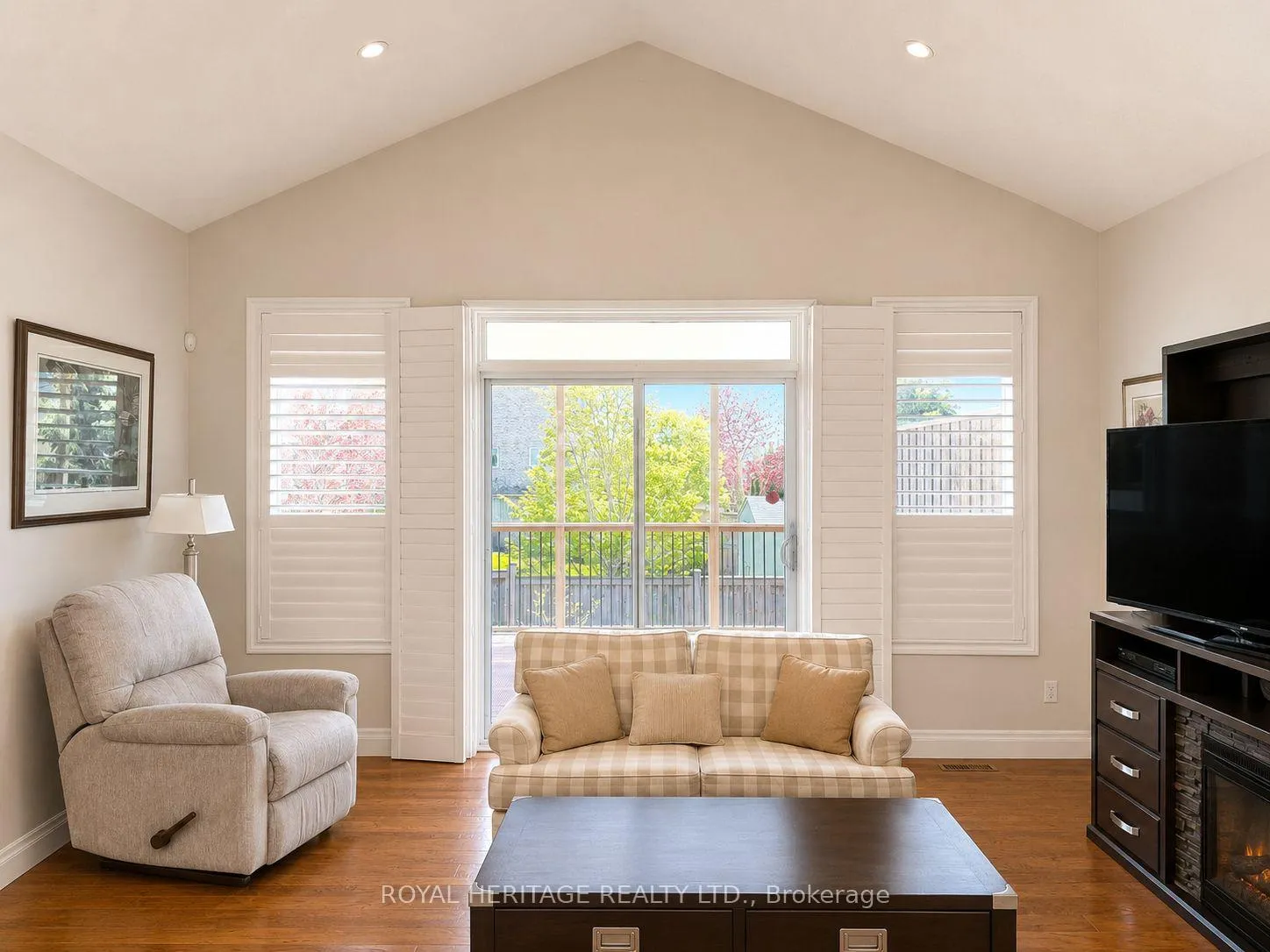 Photo 16 of 15 Princeton Place, Belleville, Thurlow Ward — HOMEH