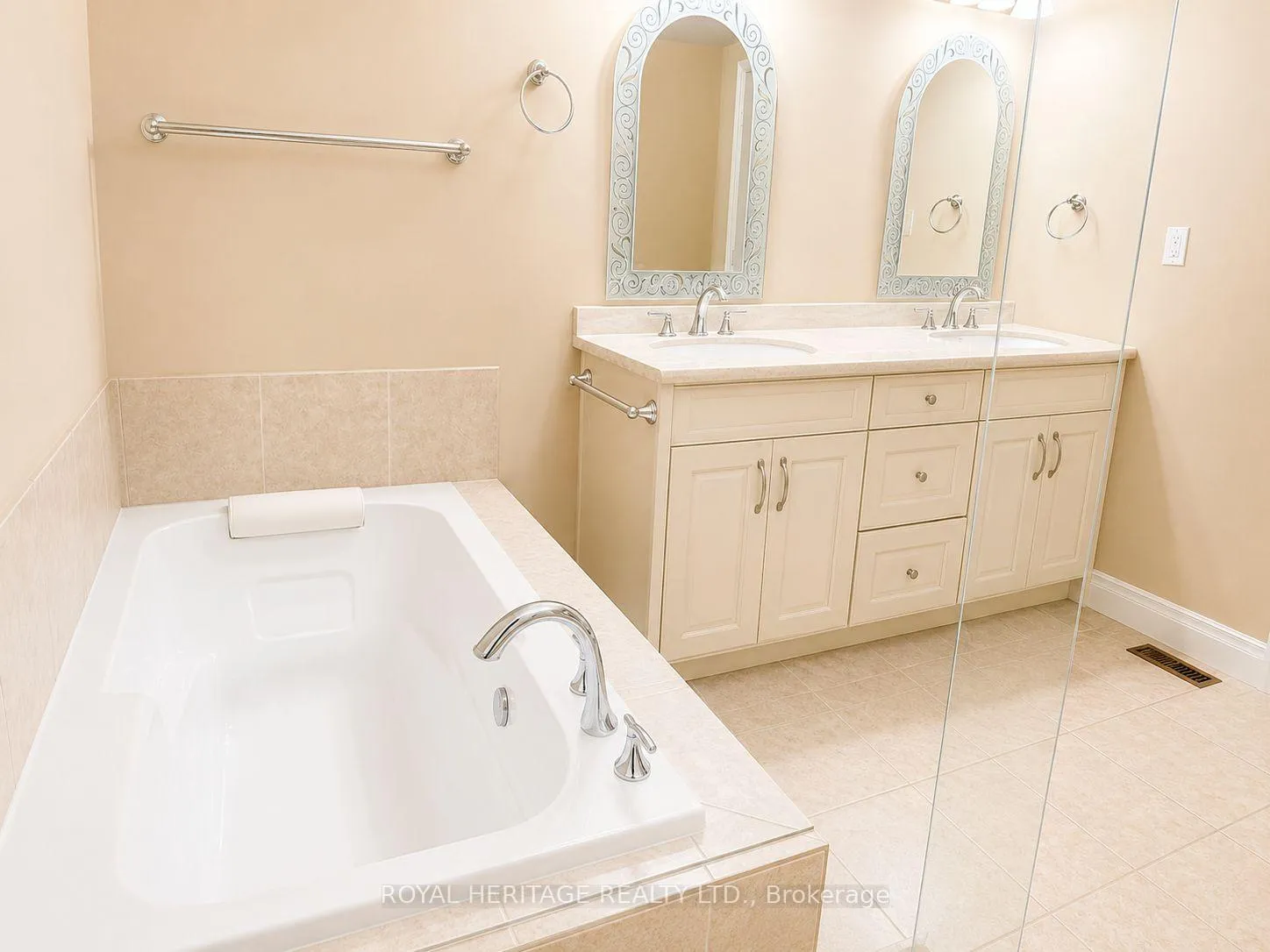 Photo 24 of 15 Princeton Place, Belleville, Thurlow Ward — HOMEH