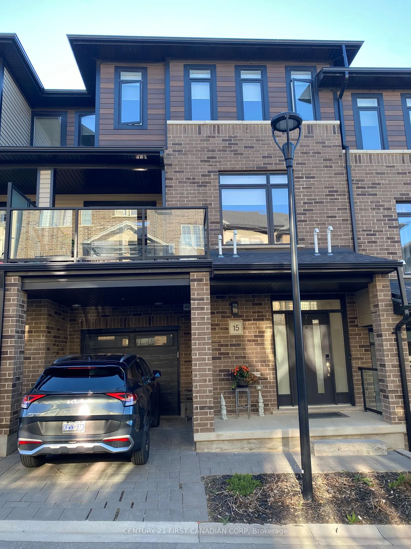 Photo 1 of Unit 15, 2610 Kettering Place E, London, South U — HOMEH