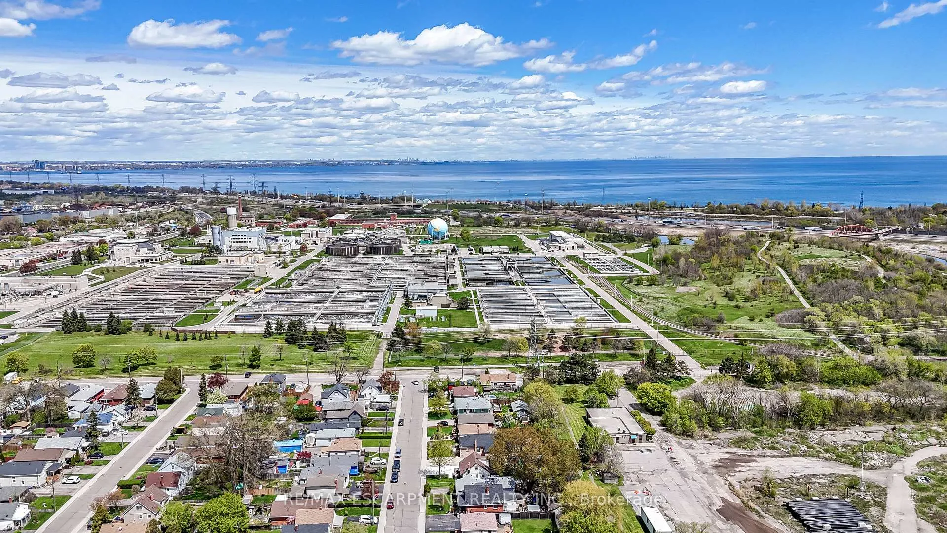 Photo 45 of 584 Waterloo Street, Hamilton, Parkview — HOMEH