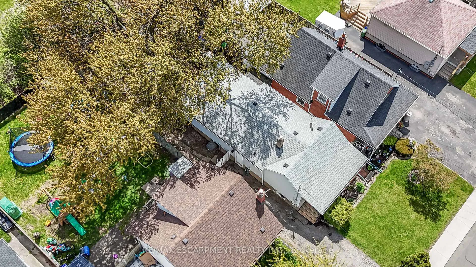 Photo 49 of 584 Waterloo Street, Hamilton, Parkview — HOMEH