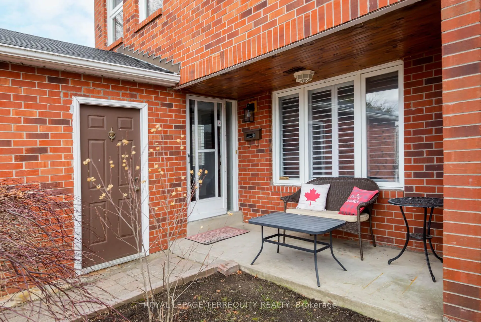 Photo 2 of 630 Sultana Square, Pickering, Amberlea — HOMEH