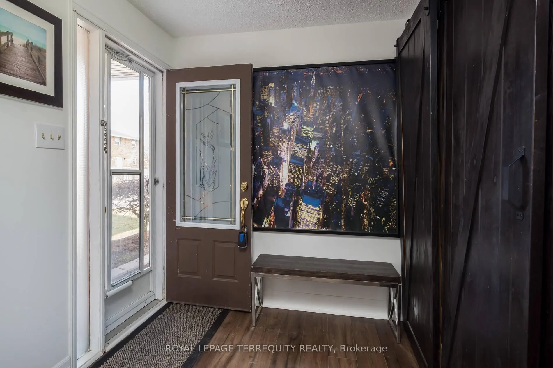 Photo 4 of 630 Sultana Square, Pickering, Amberlea — HOMEH