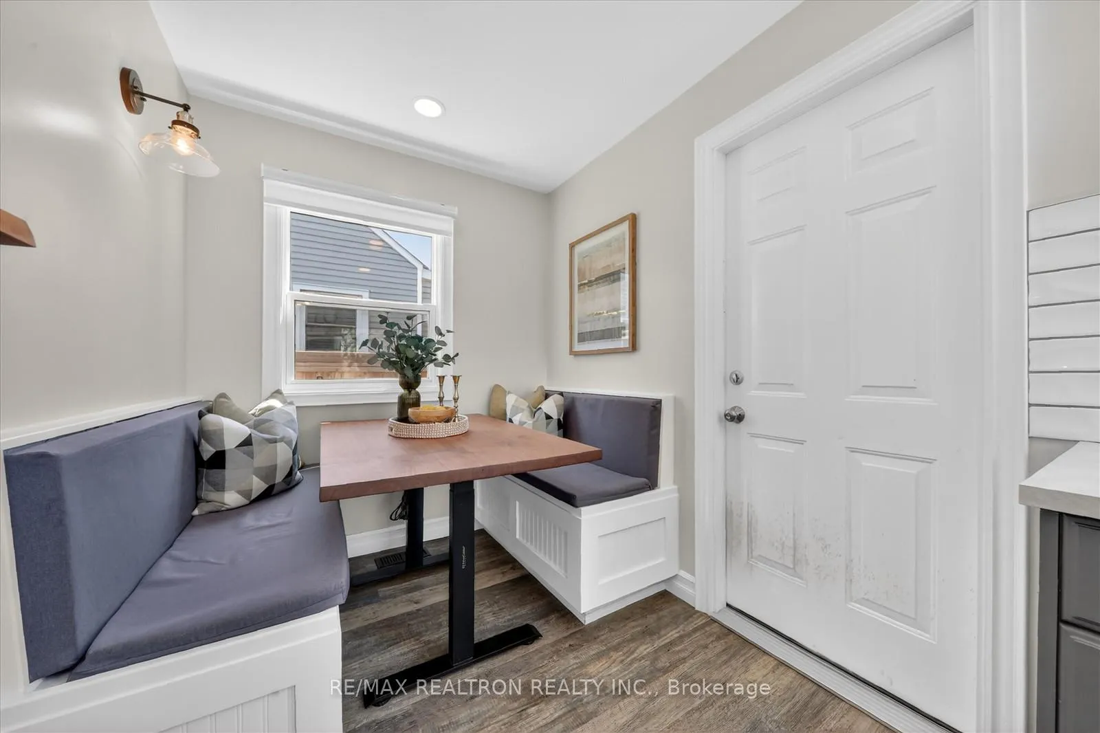 Photo 20 of 7 York Street, Ajax, Central — HOMEH