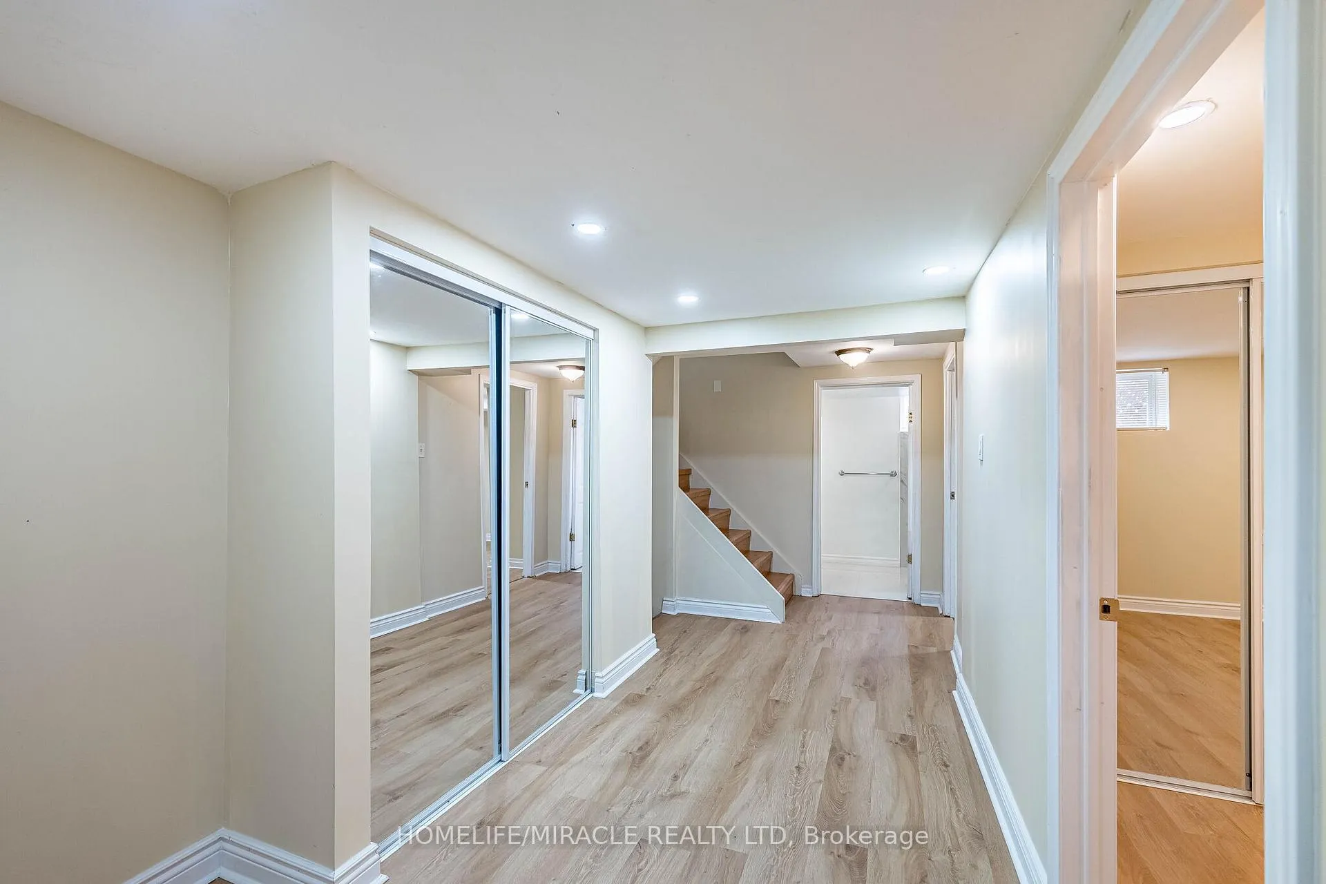 Photo 32 of 794 Stone Church Road E, Hamilton, Eleanor — HOMEH