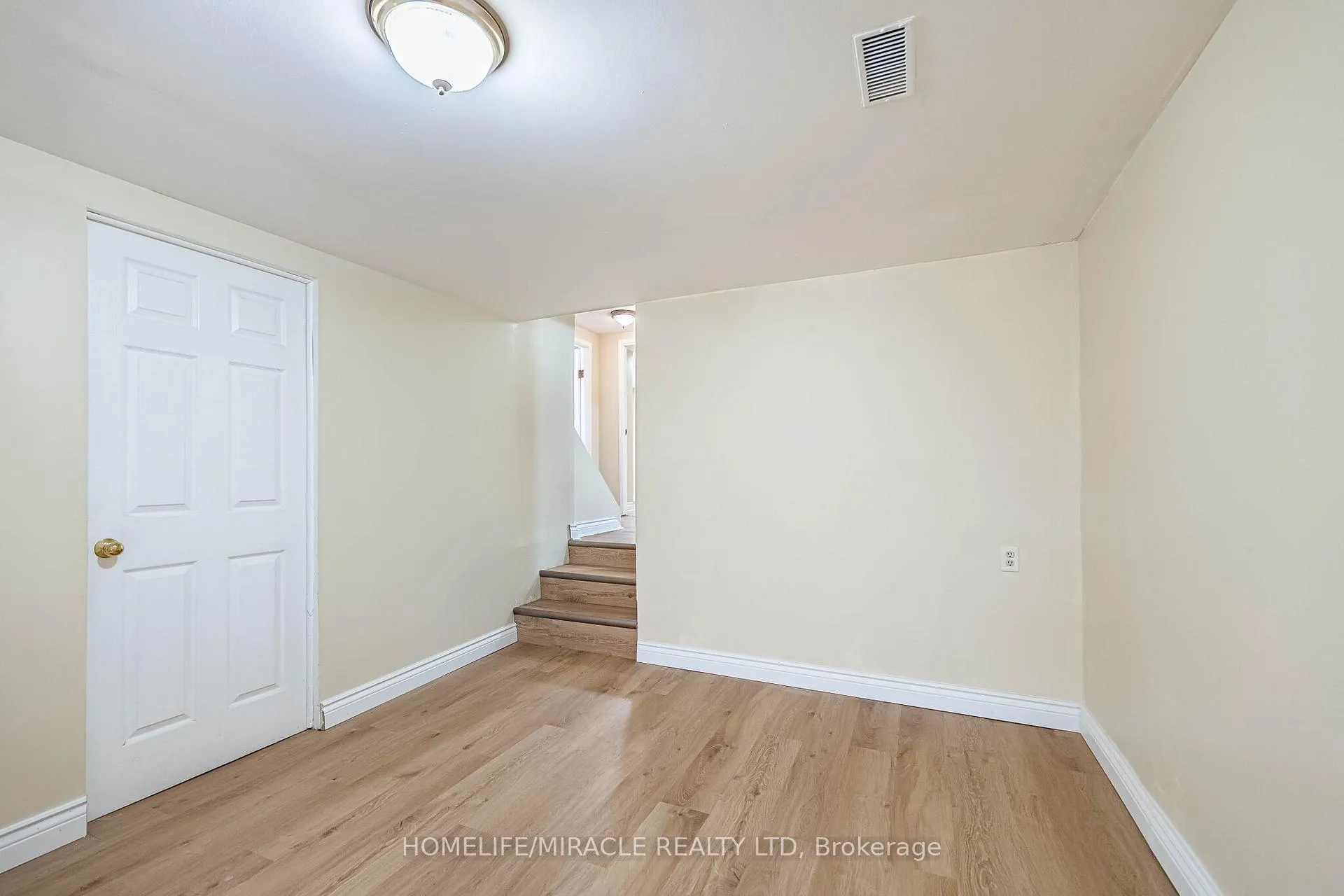 Photo 38 of 794 Stone Church Road E, Hamilton, Eleanor — HOMEH