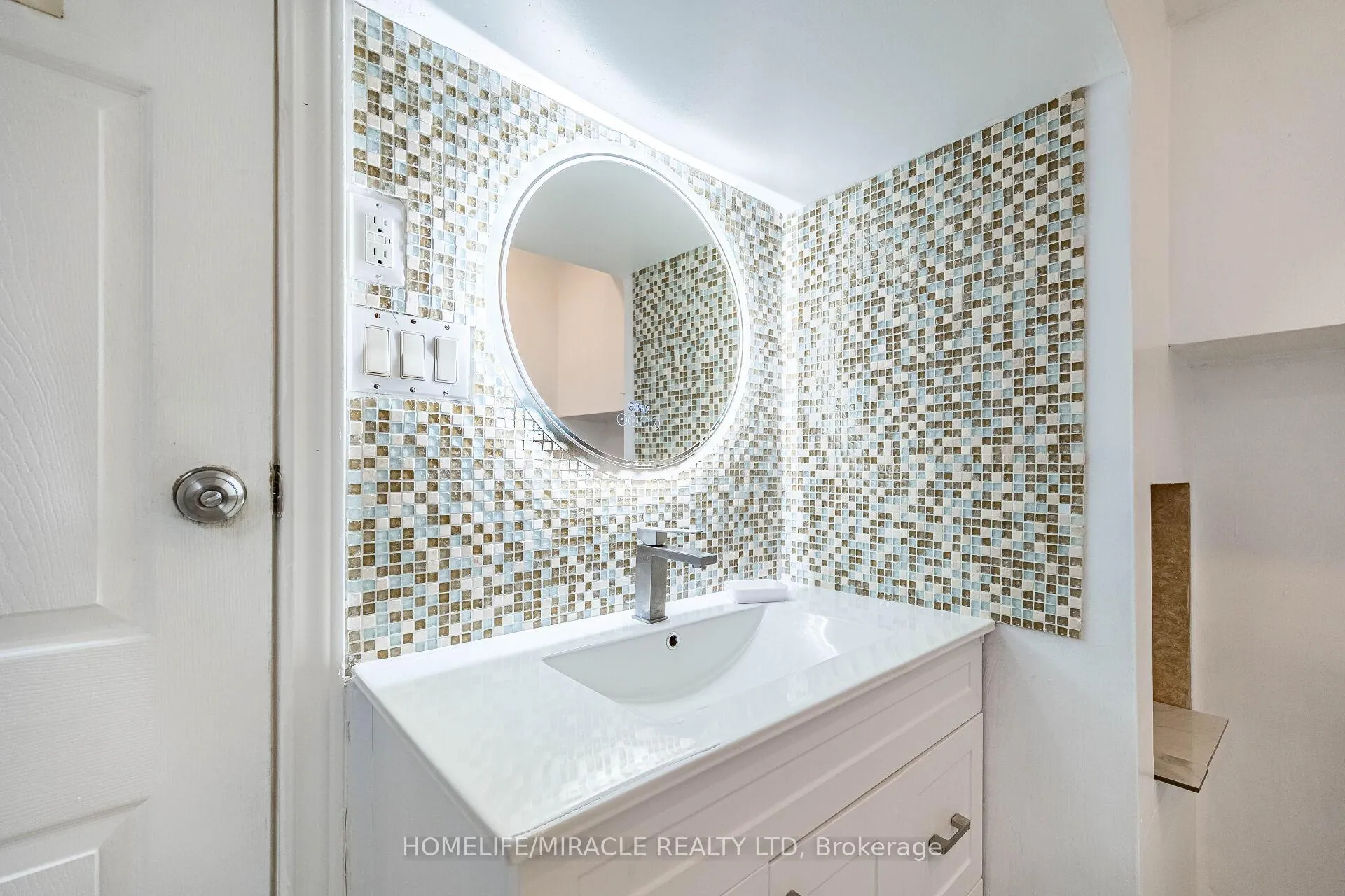 Photo 43 of 794 Stone Church Road E, Hamilton, Eleanor — HOMEH