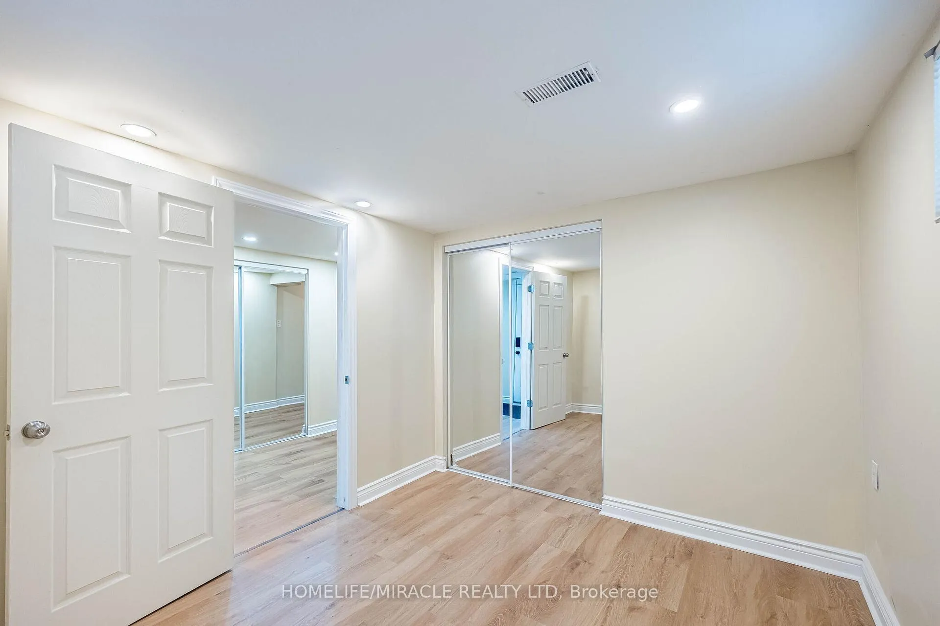 Photo 44 of 794 Stone Church Road E, Hamilton, Eleanor — HOMEH