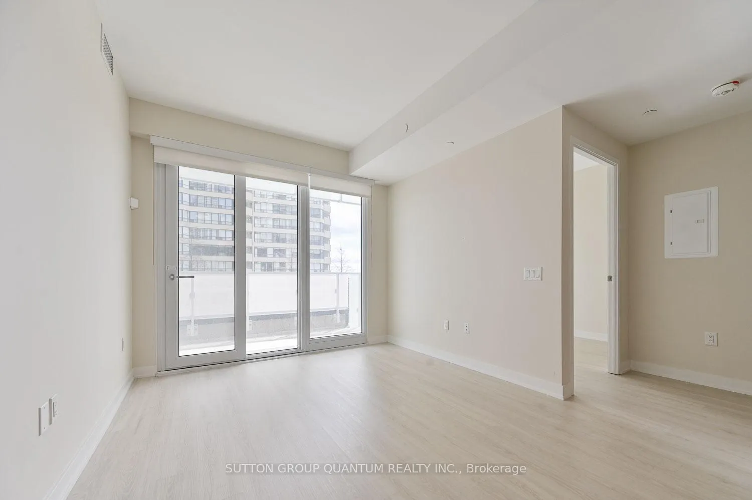 Photo 8 of Unit 208, 3883 Quartz Road, Mississauga, City Centre — HOMEH