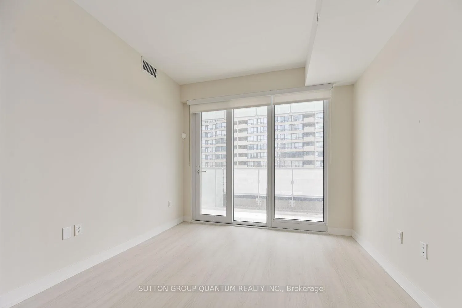 Photo 10 of Unit 208, 3883 Quartz Road, Mississauga, City Centre — HOMEH