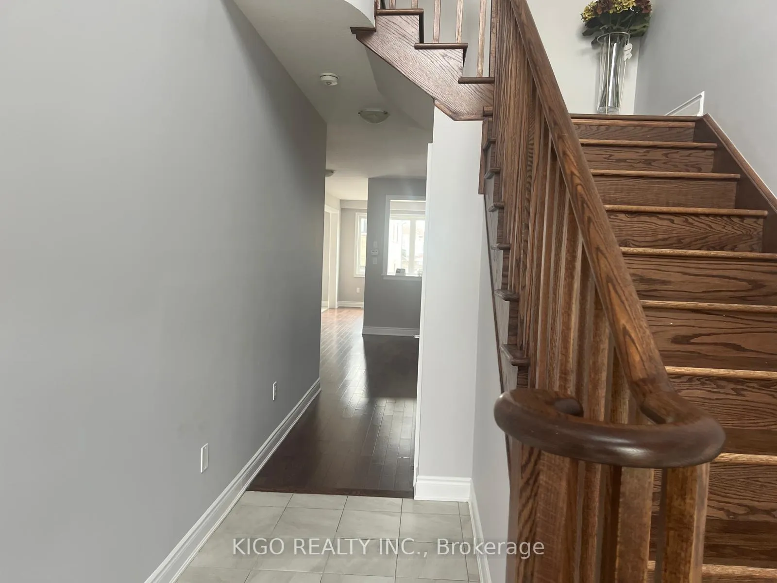 Photo 3 of 65 Stern Drive, Welland, Dain City — HOMEH