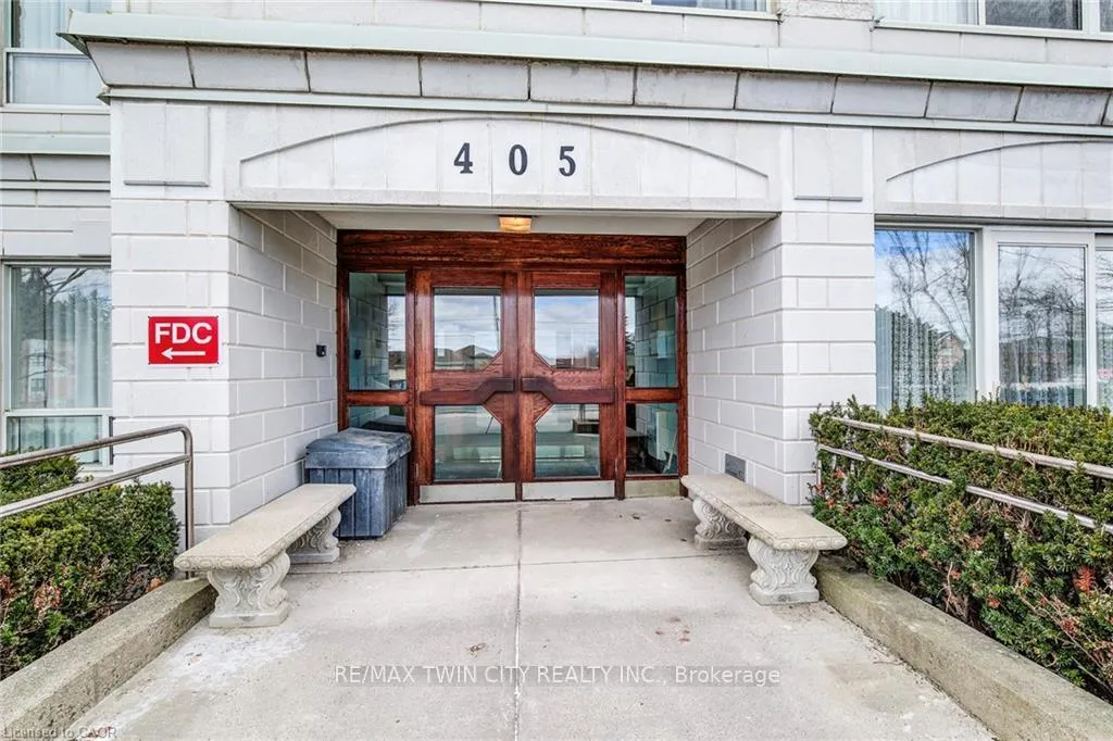 Photo 6 of Unit 507, 405 Erb Street W, Waterloo — HOMEH