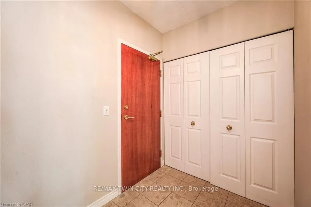 Photo 8 of Unit 507, 405 Erb Street W, Waterloo — HOMEH