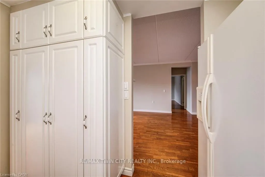 Photo 18 of Unit 507, 405 Erb Street W, Waterloo — HOMEH