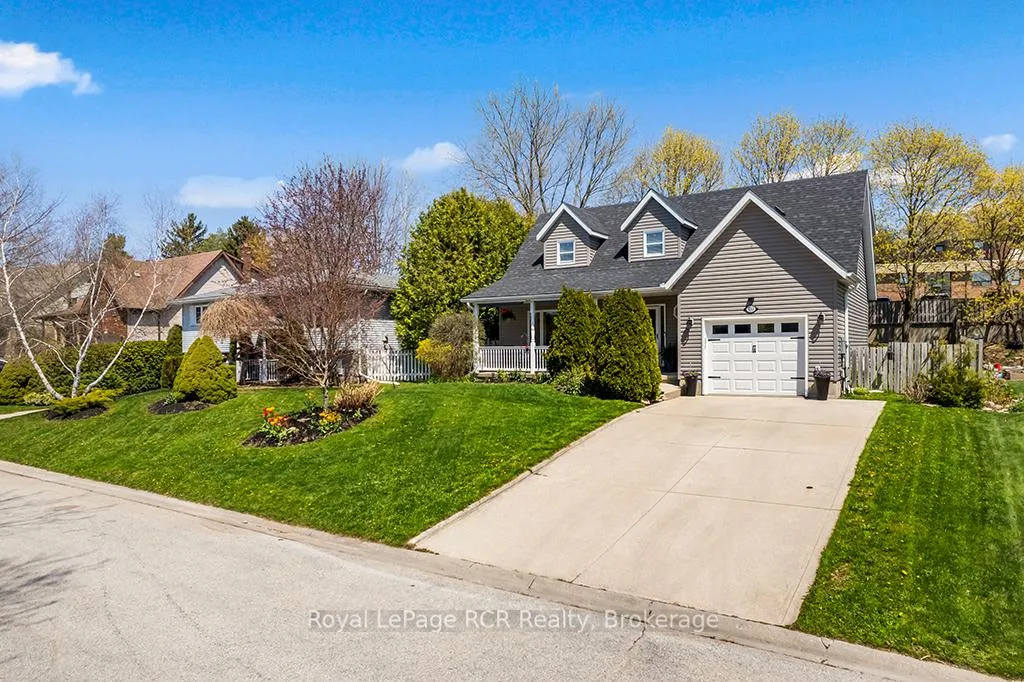 Photo 2 of 453 8th A Avenue E, Owen Sound — HOMEH