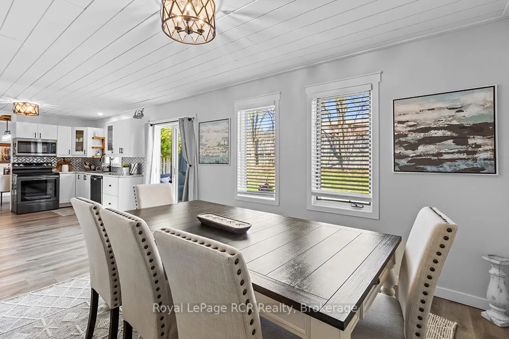 Photo 17 of 453 8th A Avenue E, Owen Sound — HOMEH