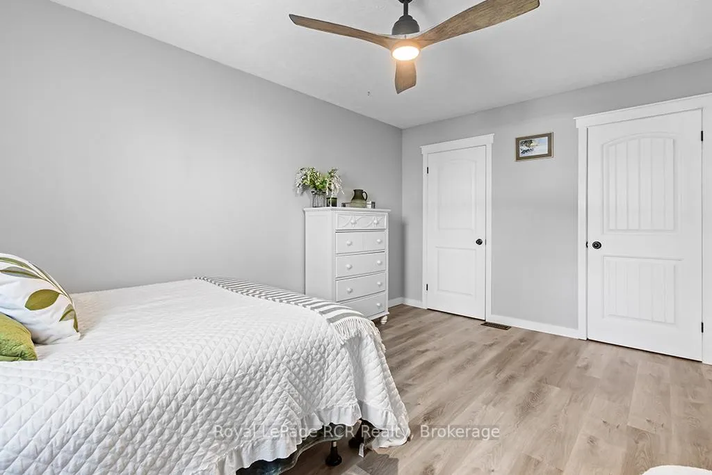 Photo 23 of 453 8th A Avenue E, Owen Sound — HOMEH