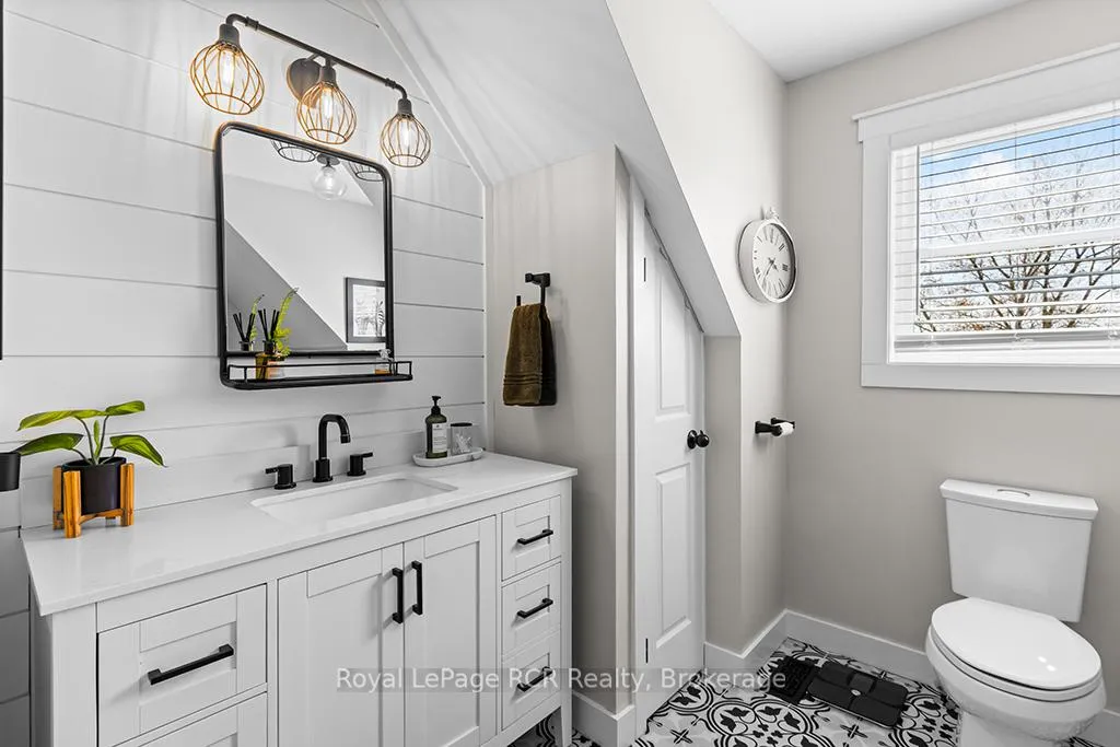 Photo 29 of 453 8th A Avenue E, Owen Sound — HOMEH