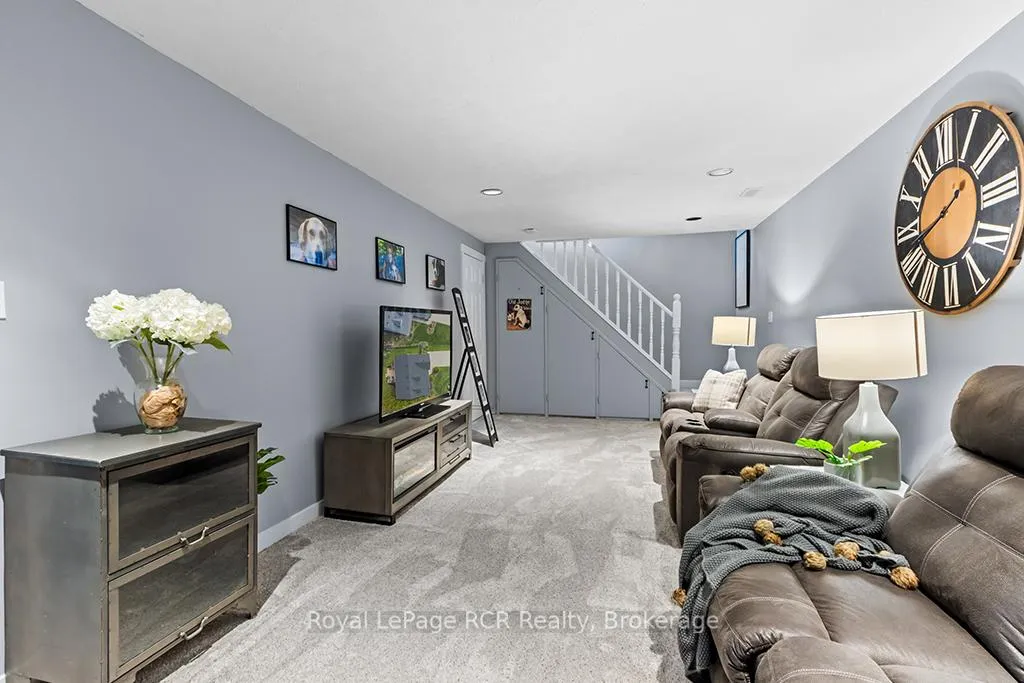 Photo 33 of 453 8th A Avenue E, Owen Sound — HOMEH