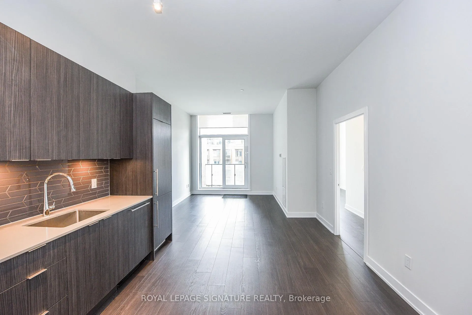 Photo 10 of Unit 506, 430 Square One Drive E, Mississauga, City Centre — HOMEH
