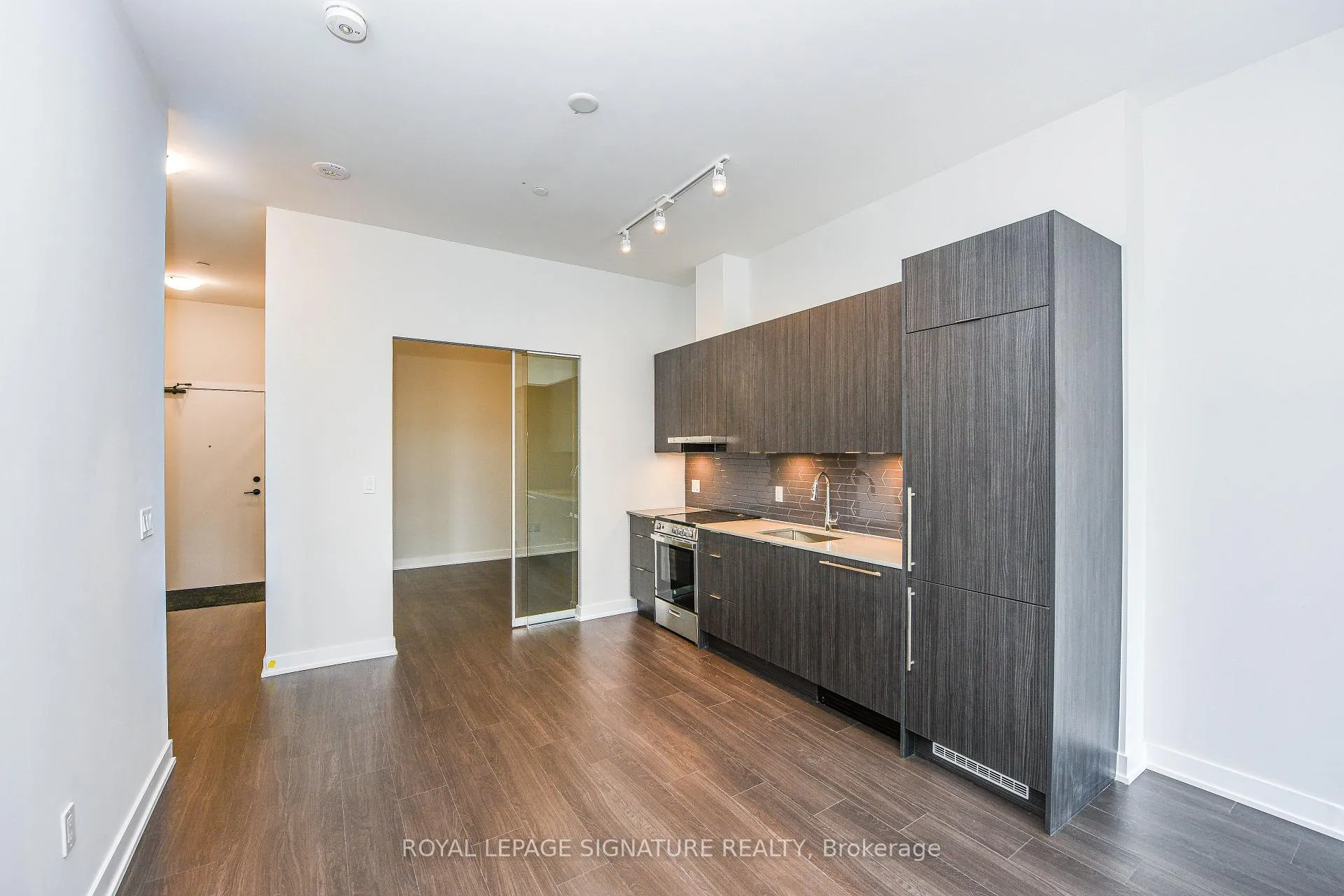 Photo 12 of Unit 506, 430 Square One Drive E, Mississauga, City Centre — HOMEH