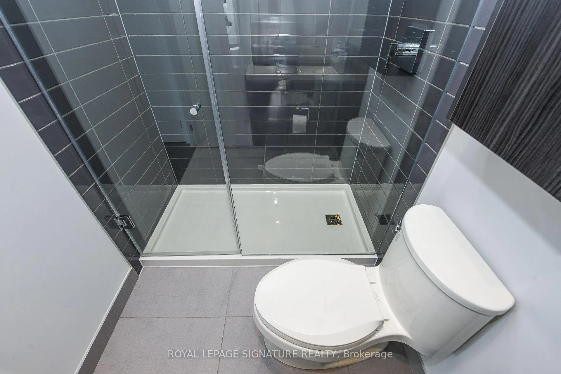 Photo 19 of Unit 506, 430 Square One Drive E, Mississauga, City Centre — HOMEH