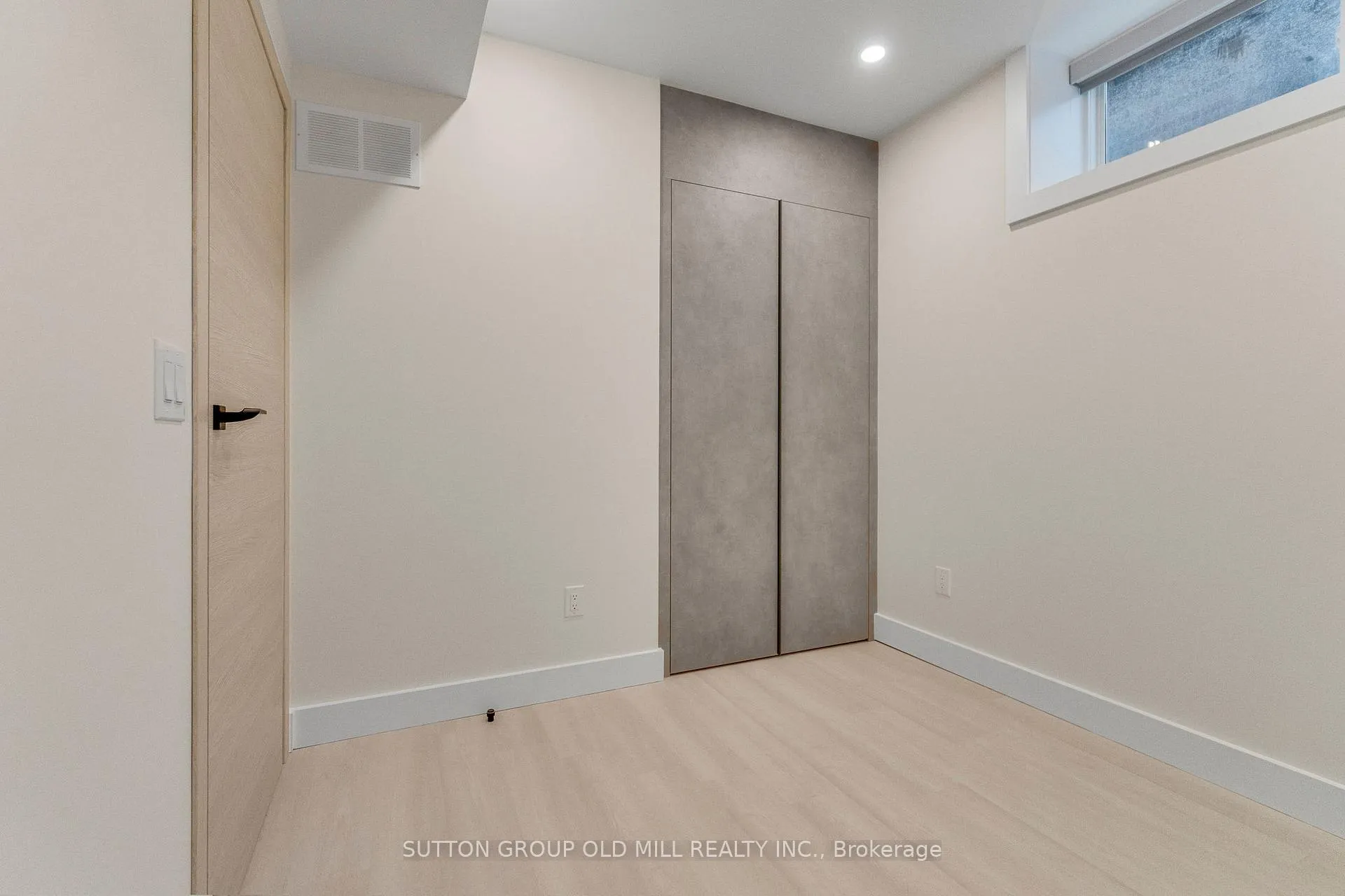 Photo 23 of Unit 01, 625 Harvie Avenue, Toronto, Caledonia-Fairbank — HOMEH