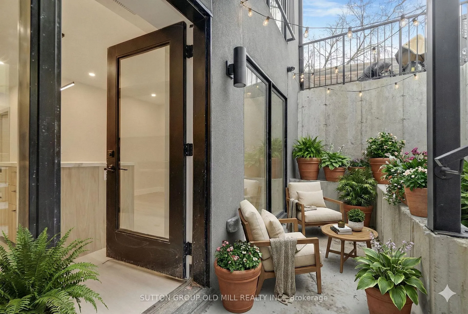Photo 30 of Unit 01, 625 Harvie Avenue, Toronto, Caledonia-Fairbank — HOMEH