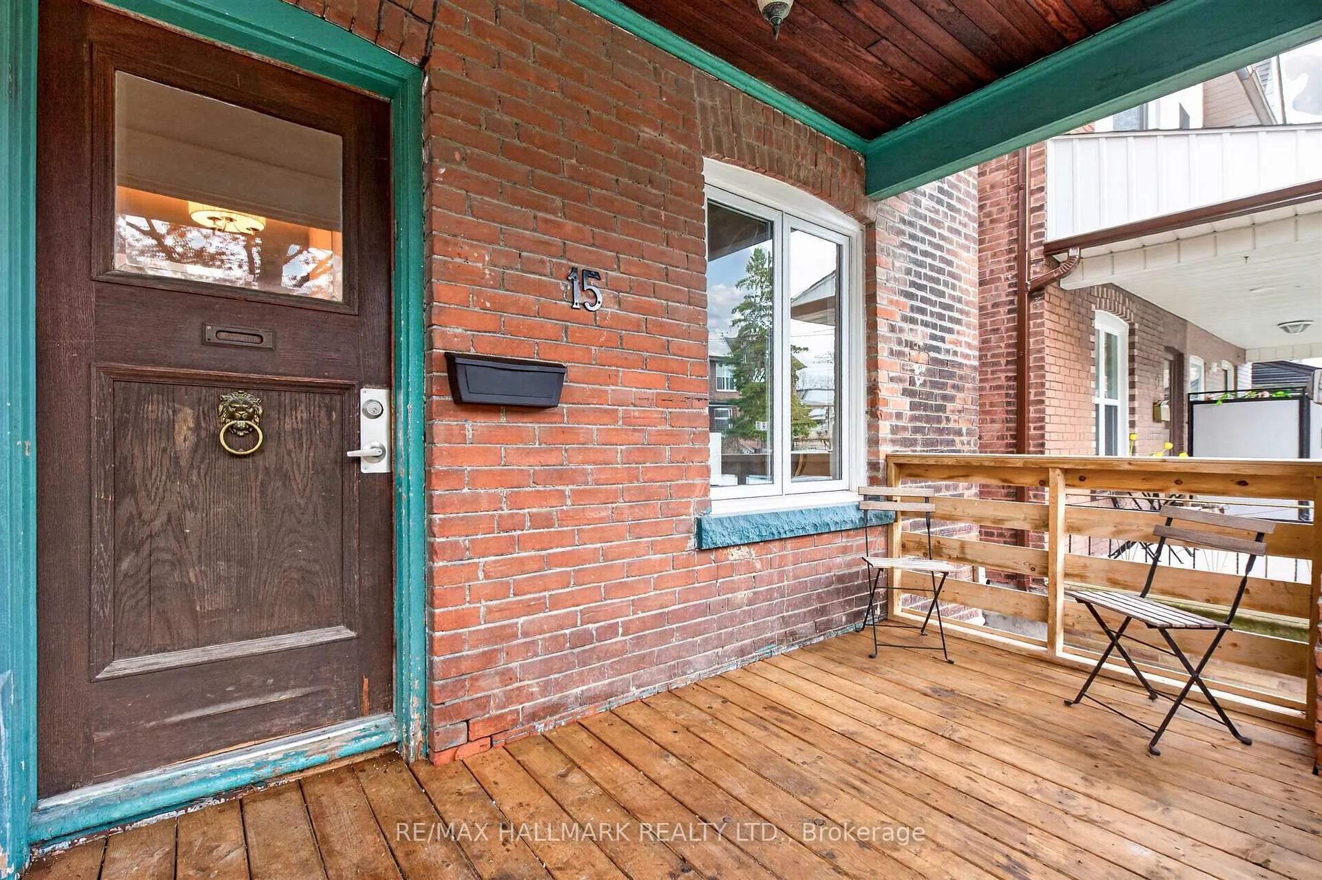 Photo 3 of 15 Page Street, Toronto, Palmerston-Little Italy — HOMEH
