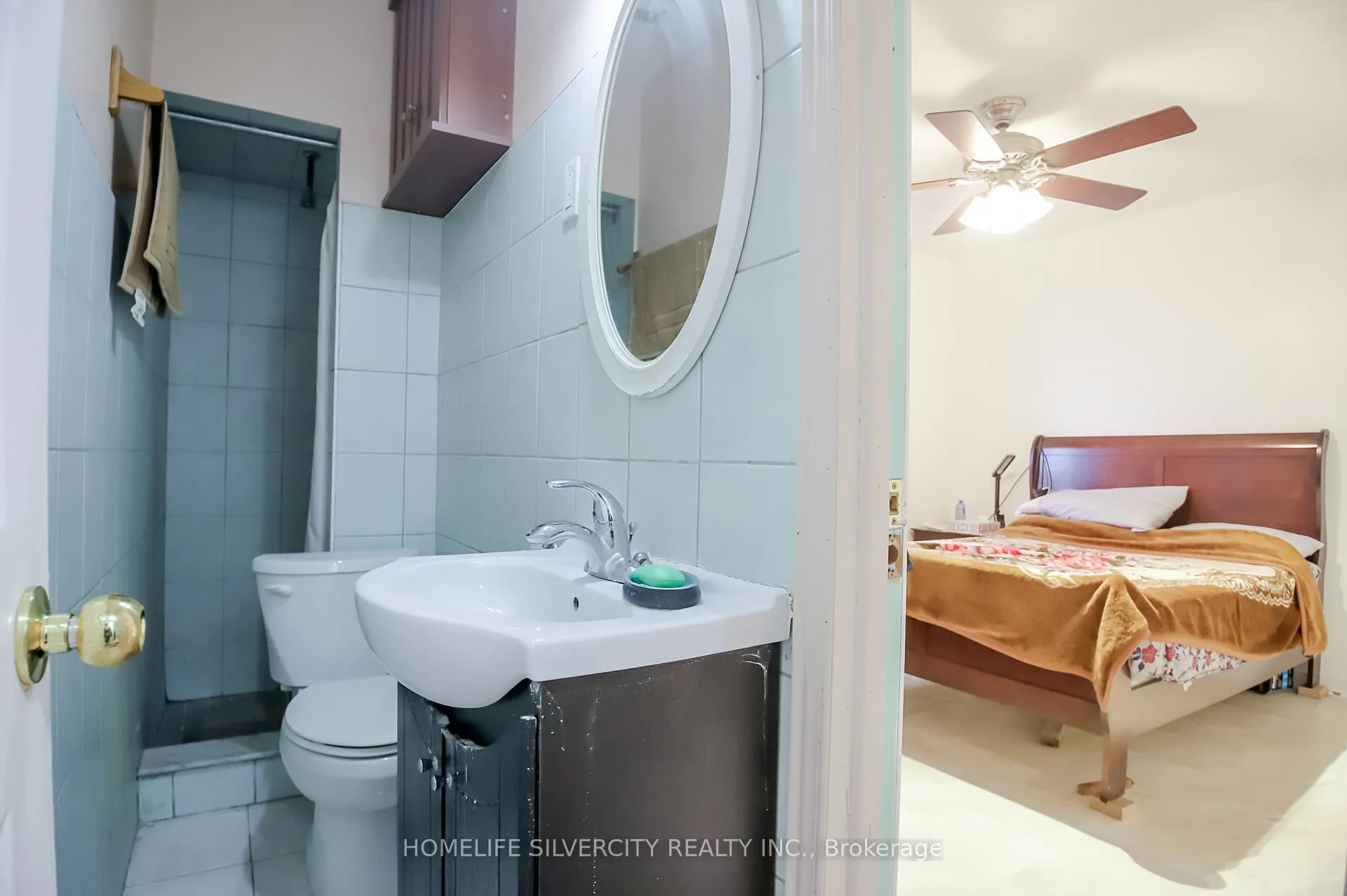 Photo 6 of 10 Coppermill Drive, Etobicoke, Rexdale-Kipling — HOMEH