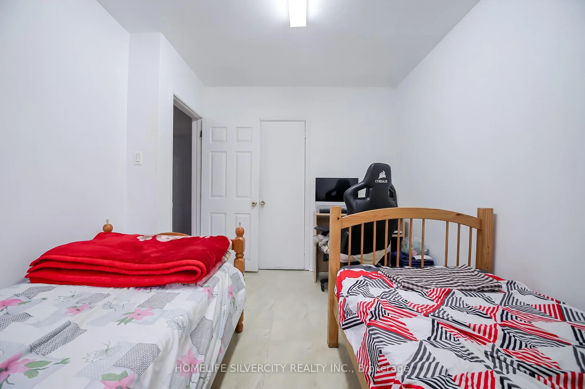 Photo 18 of 10 Coppermill Drive, Etobicoke, Rexdale-Kipling — HOMEH