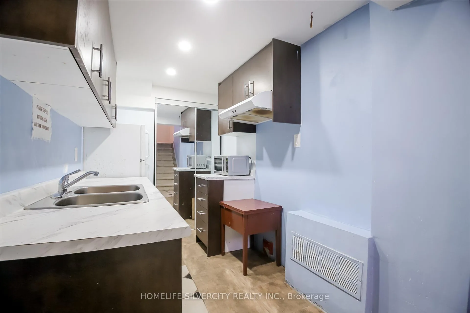 Photo 25 of 10 Coppermill Drive, Etobicoke, Rexdale-Kipling — HOMEH