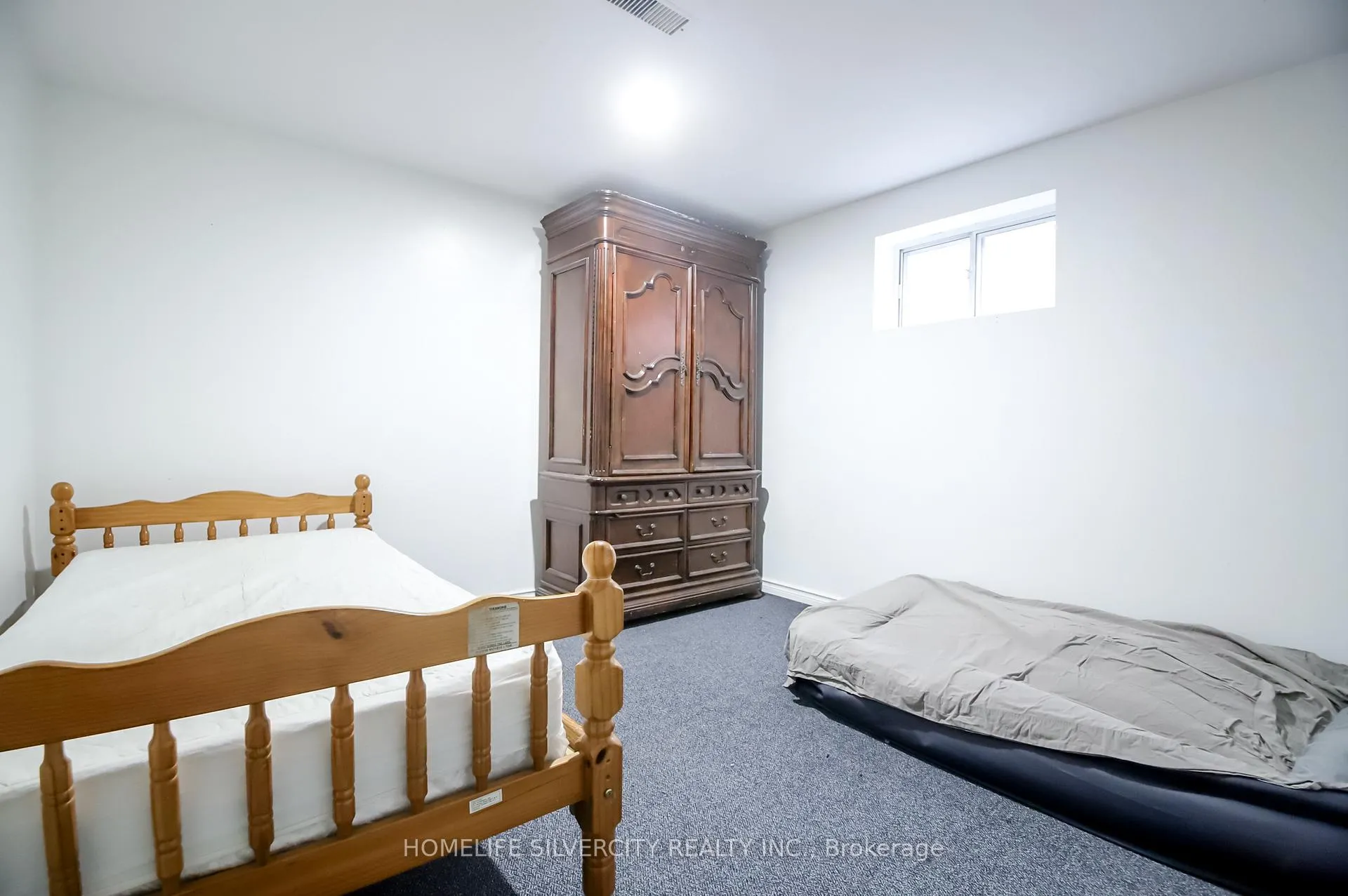 Photo 30 of 10 Coppermill Drive, Etobicoke, Rexdale-Kipling — HOMEH