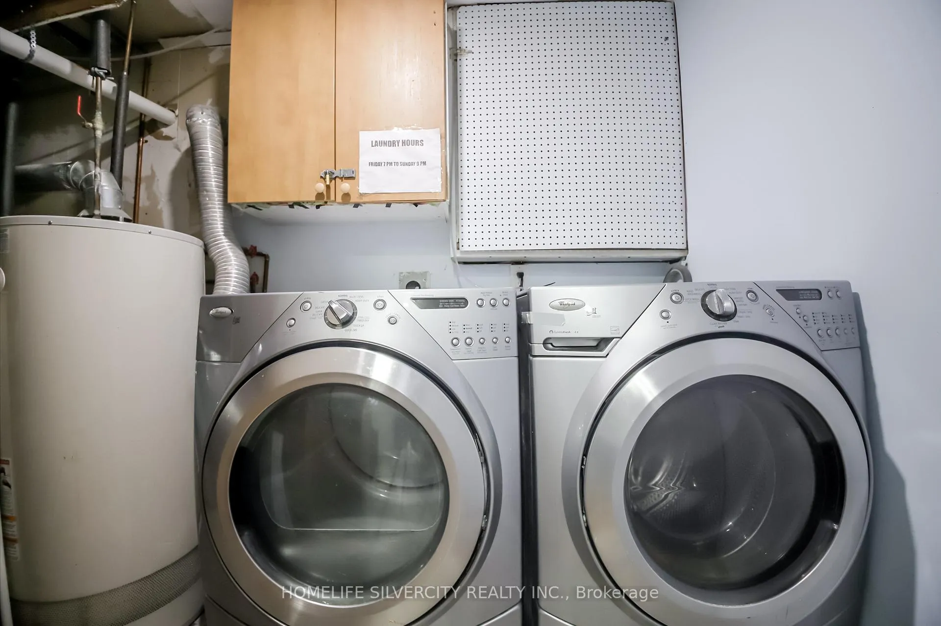 Photo 35 of 10 Coppermill Drive, Etobicoke, Rexdale-Kipling — HOMEH