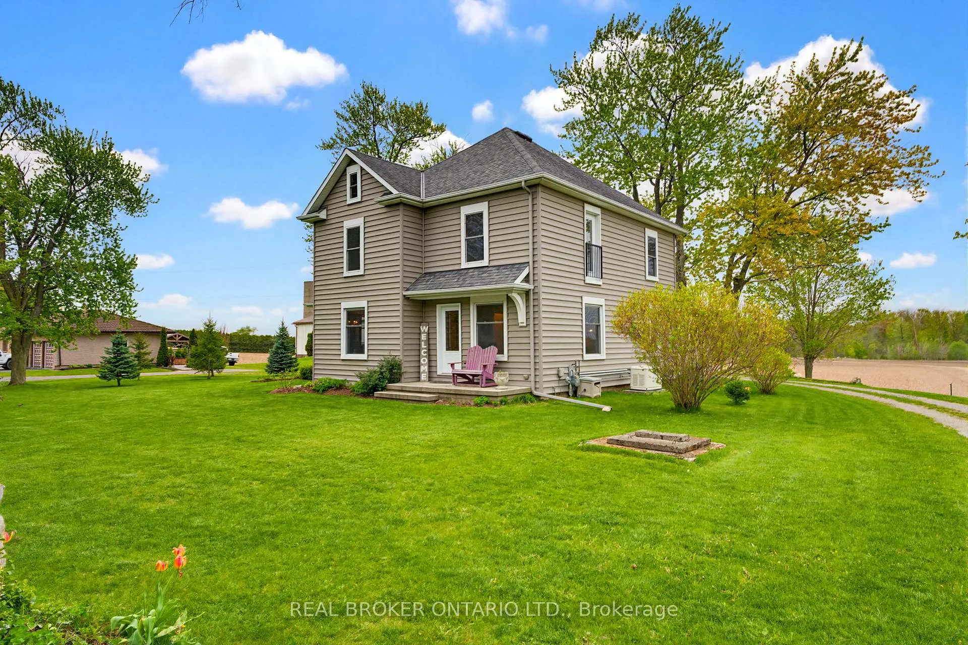 Photo 1 of 31 Maple Avenue S, Brant, Burford — HOMEH