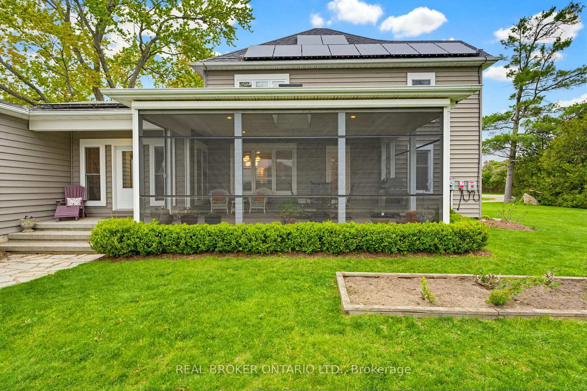 Photo 30 of 31 Maple Avenue S, Brant, Burford — HOMEH
