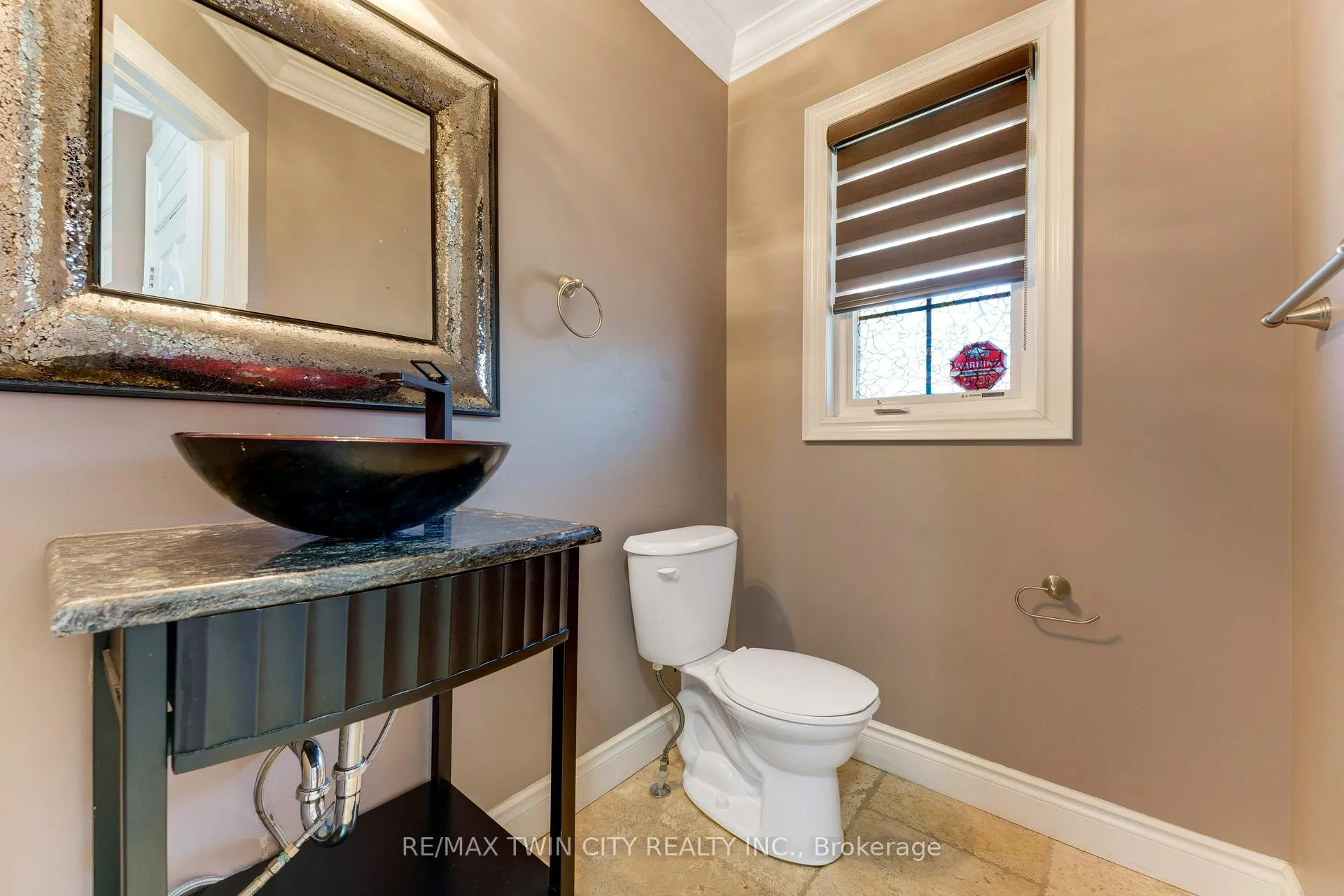 Photo 13 of 437 Beaumont Crescent, Kitchener, Grand River South — HOMEH