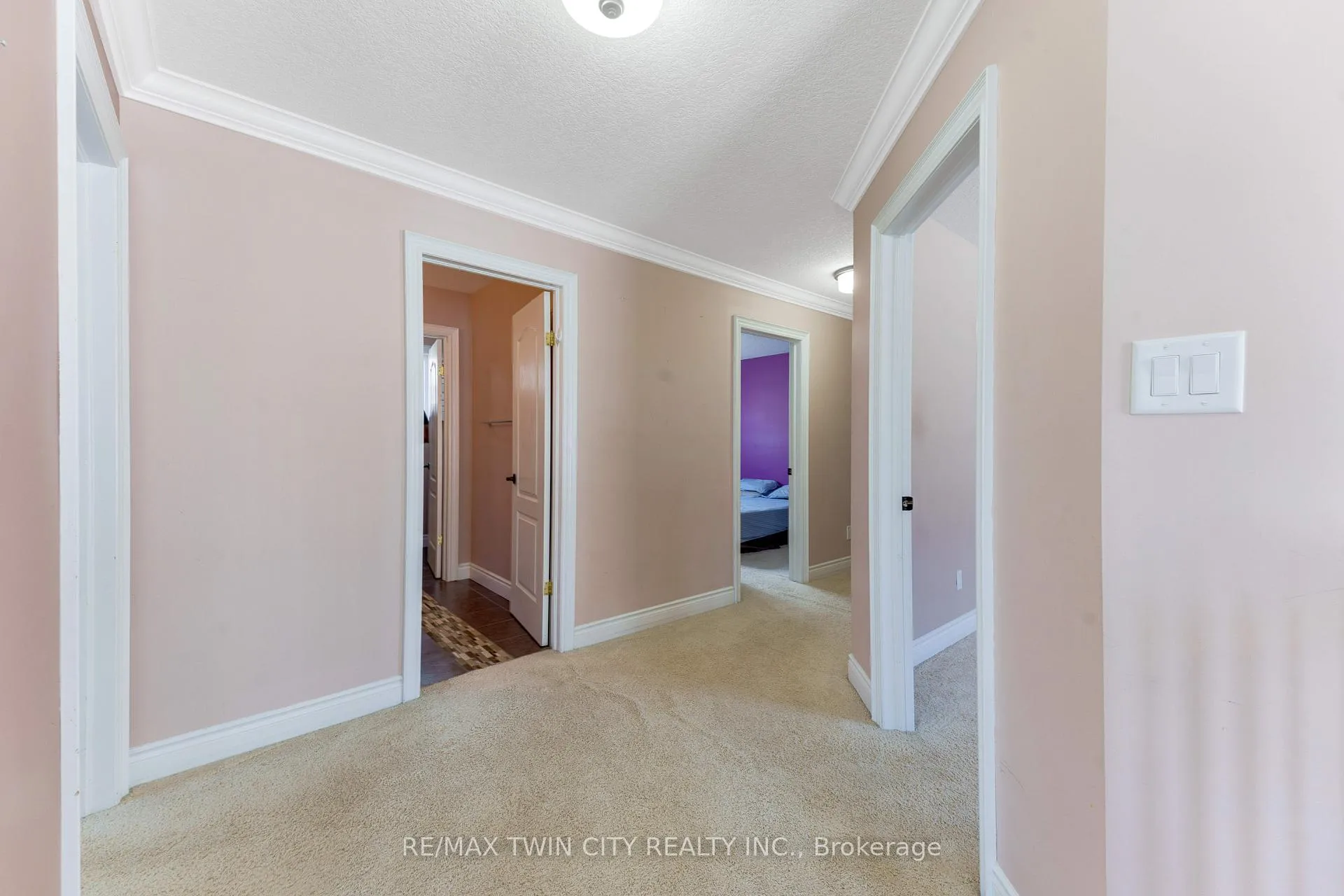 Photo 30 of 437 Beaumont Crescent, Kitchener, Grand River South — HOMEH