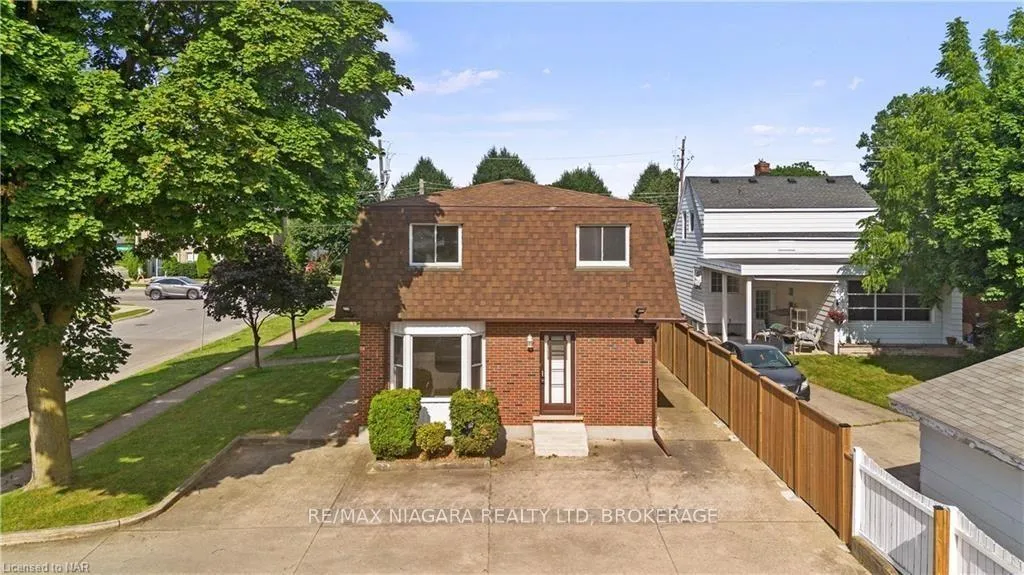 Photo 4 of Unit 1, 6344 Drummond Road, Niagara Falls, Dorchester — HOMEH