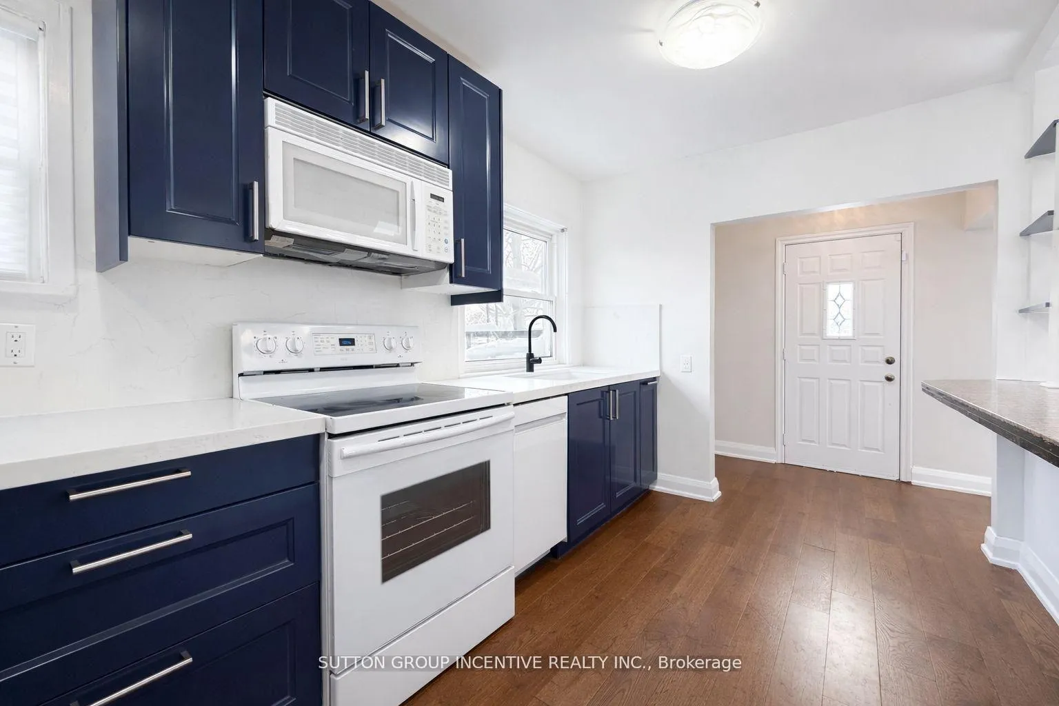 Photo 3 of 65 Barrhead Crescent, Etobicoke, Rexdale-Kipling — HOMEH
