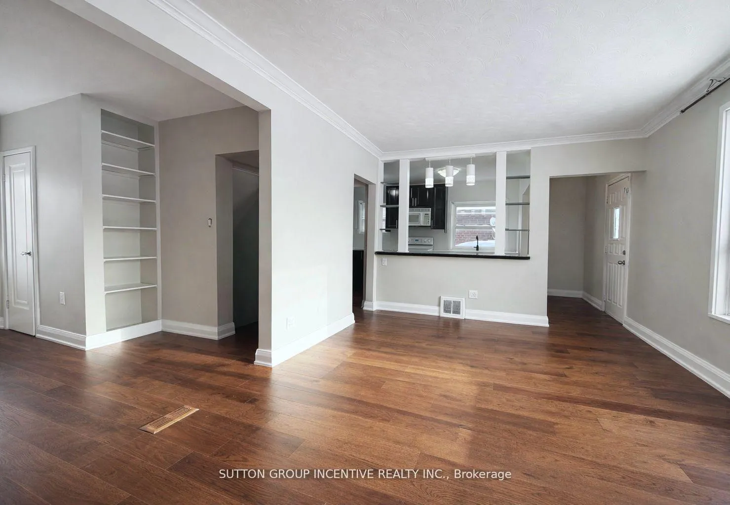 Photo 9 of 65 Barrhead Crescent, Etobicoke, Rexdale-Kipling — HOMEH