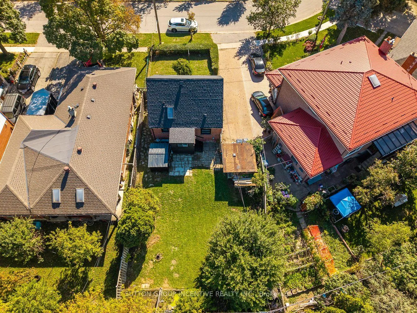 Photo 22 of 65 Barrhead Crescent, Etobicoke, Rexdale-Kipling — HOMEH